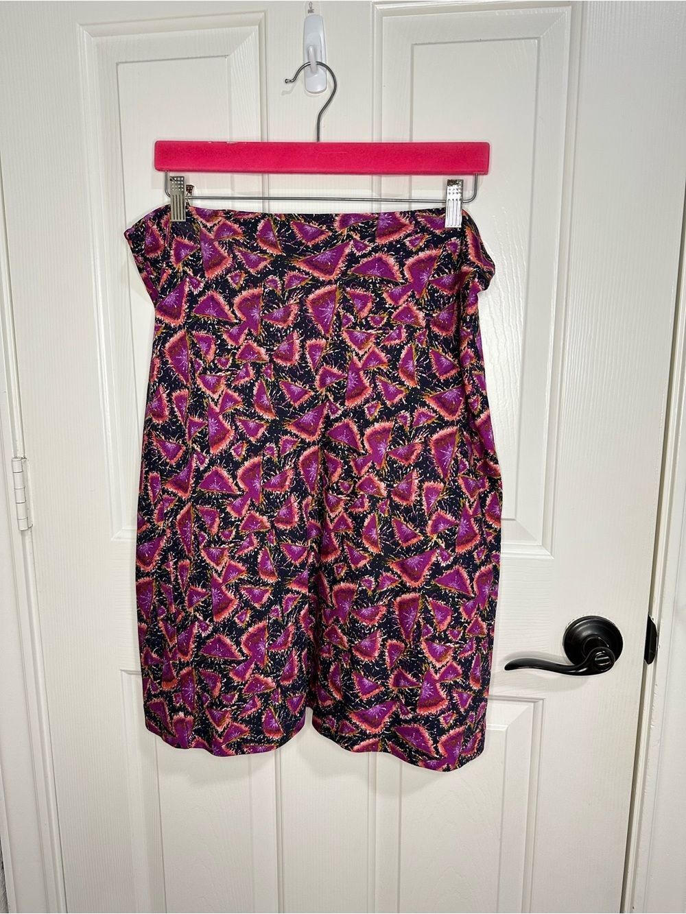 VTG Diane Von Furstenburg Navy Blue Magenta Floral Midi Skirt Boho Chic Office - Picture 2 of 5